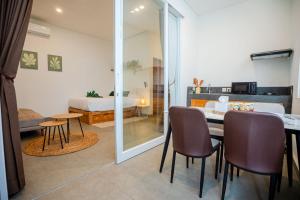 Bali Bay by Urban Haven