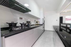 Kilimani Alina Harbour Dotty Luxury