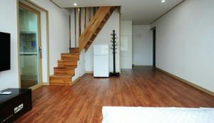 Seongsanpo love Pension