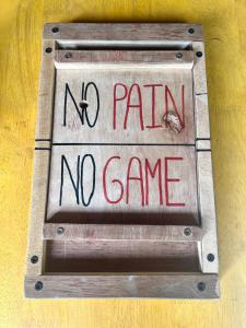 Blue monkey - Bouldering Guesthouse