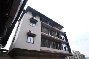 Shiva Guest House