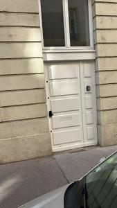 Modern and bright cocoon in the heart of the Ainay district Lyon