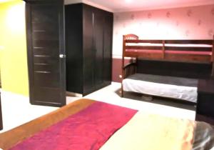 1 bedroom for 4 person family