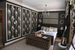 Jinaguesthouse and design