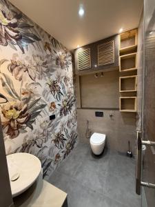 3 bhk villa with pool near Dwarka Expressway airport