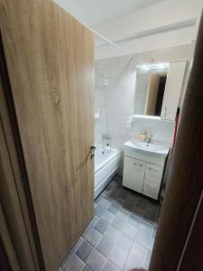 Garsoniere Fundeni - lângă spital