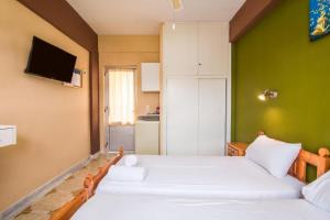 Southgate Apartments by MPS