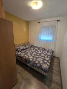 RentiGo Vikendica 11 11 Cardak with Pool BBQ and Nature View