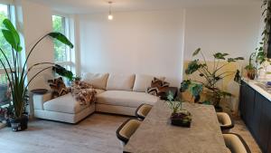 Room in a Luxury apartment in Central London -Private toilet