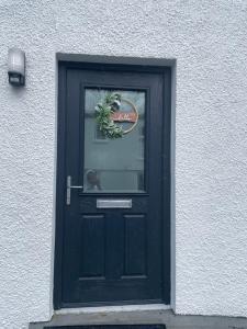 Adalienes Retreat Flat 2