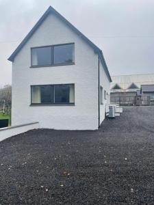 Adalienes Retreat Flat 2