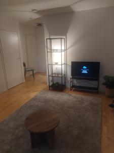 Valoisa saunallinen luhtitalokaksio Joupista