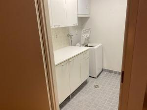 Valoisa saunallinen luhtitalokaksio Joupista