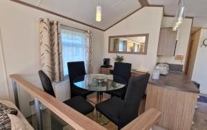 Rainbow lodge, Green Lawns, Selsey