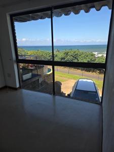 Lazey Bazely Beach Cottage