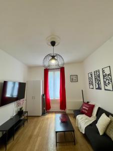 Pigalle Square - Modern apartment steps away from Moulin Rouge