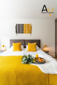 Special Offer - Modern 1BR Apartment Near Station By AV Hughes Properties