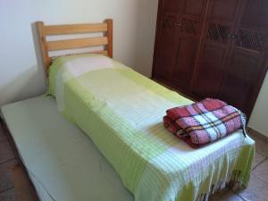 apartamento com linda sacada em direção ao mar