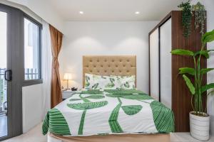 Comfort Studio at Tambuli Residences Ocean View by Dominik Studio Apartment with Pool Access & Balcony in Mactan