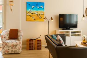 Havhuset I Øster Hurup - i byen, ved stranden