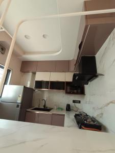 BM Golden Abode