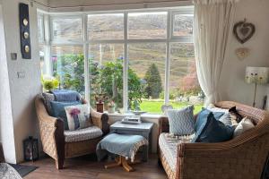 3 Bed - Sleeps 8 - Pet Friendly - Hot Tub - Sauna