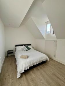 Bright & Cozy 2 bed Apartment