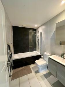 Bright & Cozy 2 bed Apartment