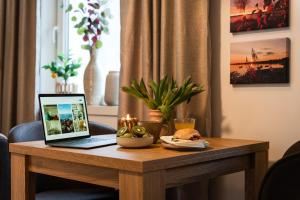 Guestly Homes - Modern & Central 1BR