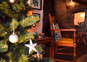 Stylish home from home with great views