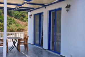 Mikro Nisi Studios Zakynthos Greece