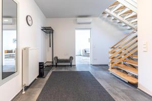 Touch Upon Metropolis by JR City Apartments