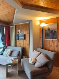 Appartamento panoramico con vista sulle montagne e accesso diretto alle piste