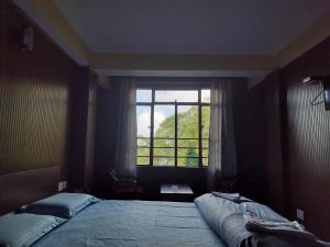 FabHotel Lorung Residency