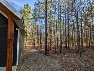 Crimson Creek Cabin - Hot Tub, Playset, Family-Friendly