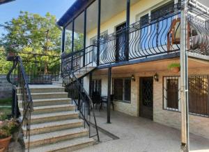 Kutaisi Cozy Family Stay