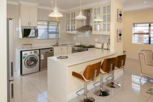 Lovely and Peaceful 3 bedroom house