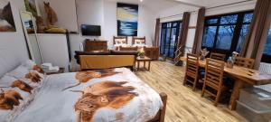 Scafell Cottage on The Big "W" Ranch