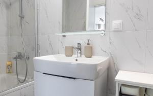 Joy City Stay Forest 54-85