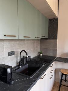 Pine apartments Residence Hill