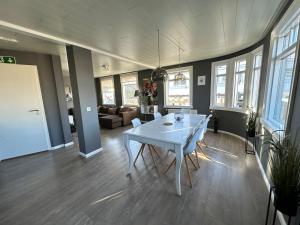 Penthouse apartment in Downtown Akureyri - Birta Rentals