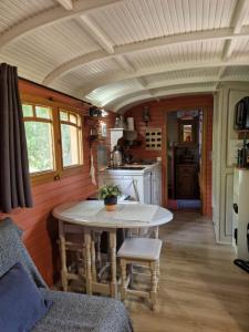 Roulotte en bois Sud France