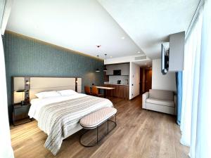 Sunshine apartments in Alliance Privilege