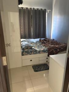 2BHK fully furnished apartment in a posh society