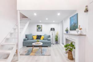 Green apartment, in the middle of the city center, quiet, AC