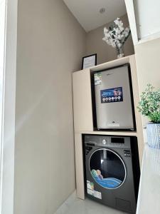 Boulevard View Luxury Apartment