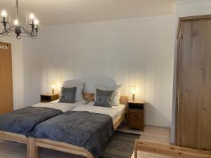 Alter Gutshof Kromlau Direkt am Schloss und Rhododendronpark, Terasse und Parkplatz