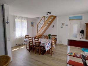 maison - 150 m plage du débarquement - 6 personnes