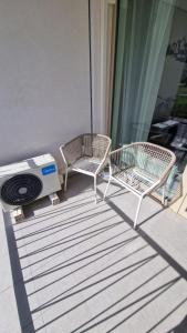 SkyFlat Bratislava-New Apartment near Airport Free Parking