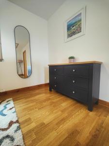 Hillside Park Studio